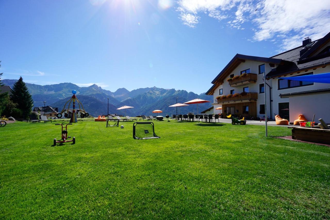 Apart-Hotel Dreisonnenhof Fiss Dış mekan fotoğraf
