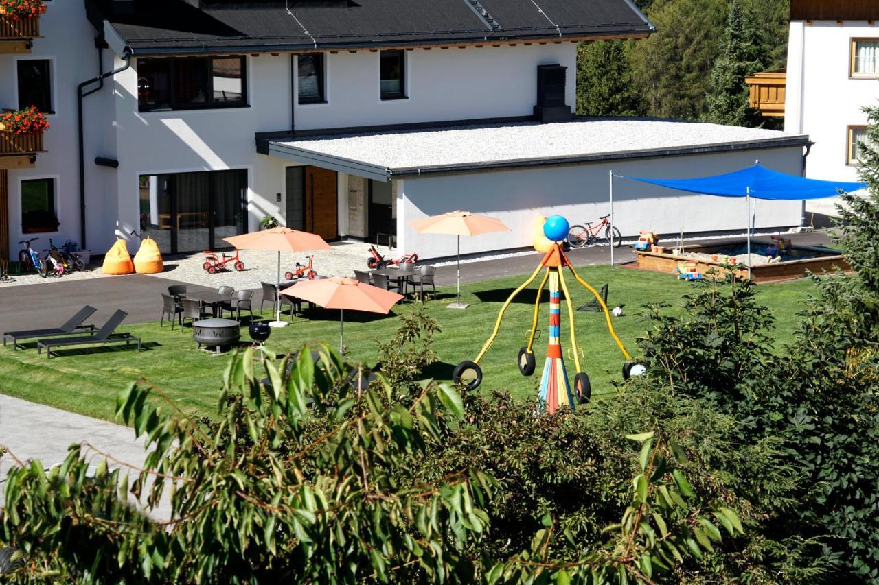 Apart-Hotel Dreisonnenhof Fiss Dış mekan fotoğraf