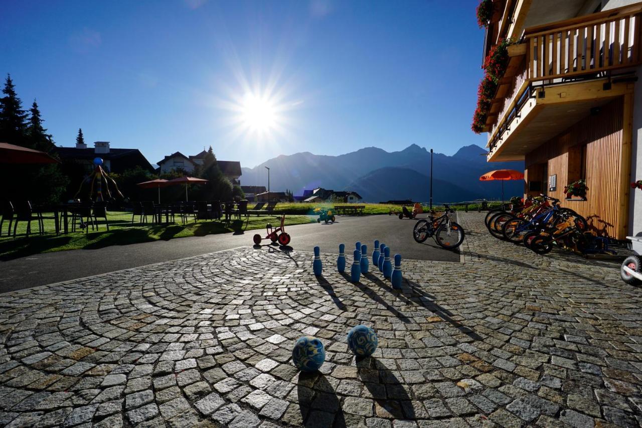 Apart-Hotel Dreisonnenhof Fiss Dış mekan fotoğraf